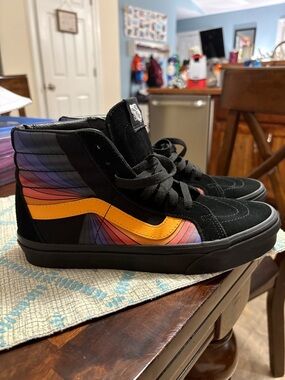 Vans Sk8-Hi Gradient Sidewall Black/Yellow High-Top Sneakers(UNISEX)